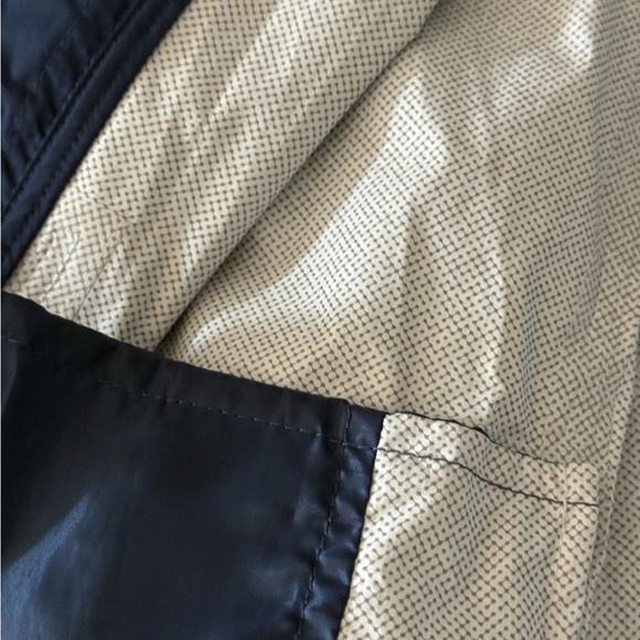 The North Face Men’s Blue Hooded Jacket - Picture 9 of 9